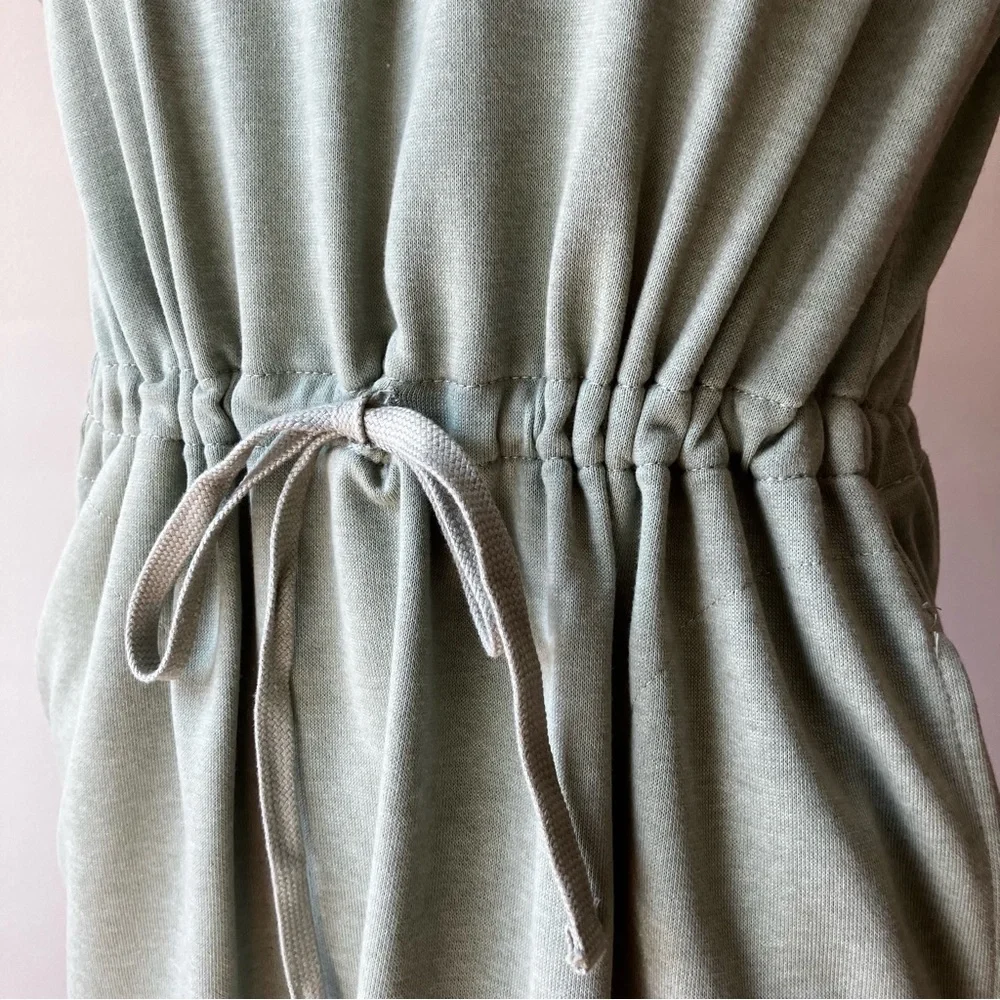 Columbia | Trek French Terry Relaxed Cinch Waist Dress - Picture 5 of 10